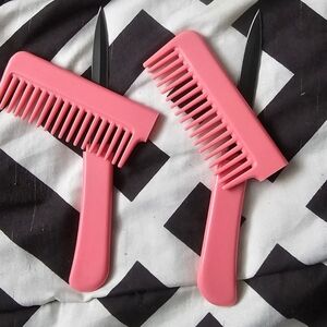 Pink Comb Knife Set